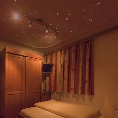 Ederhof 3* Йохберг